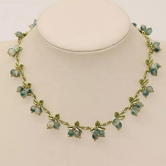 Juniper Berry Necklace - Picture 2 of 4